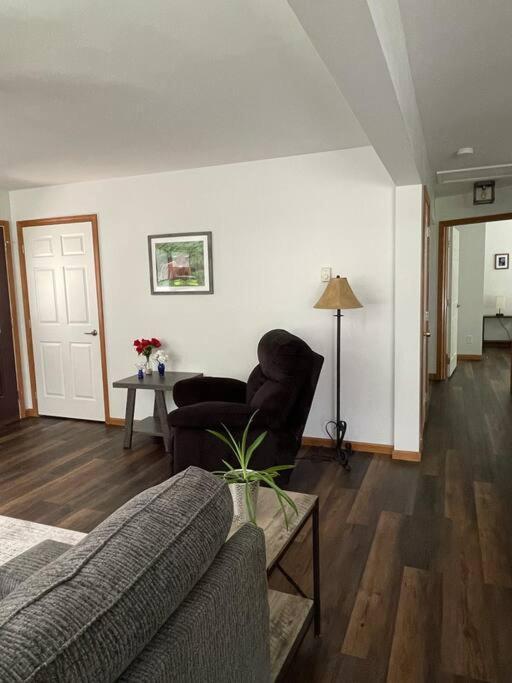 Falls Edge Farm Cottage Benton 외부 사진