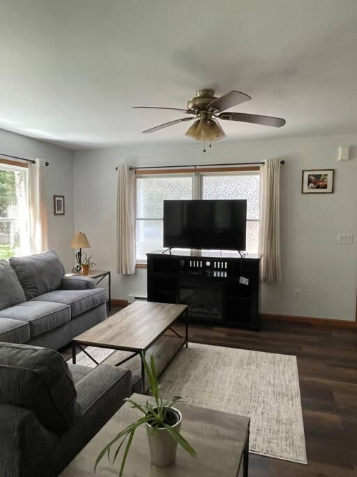 Falls Edge Farm Cottage Benton 외부 사진